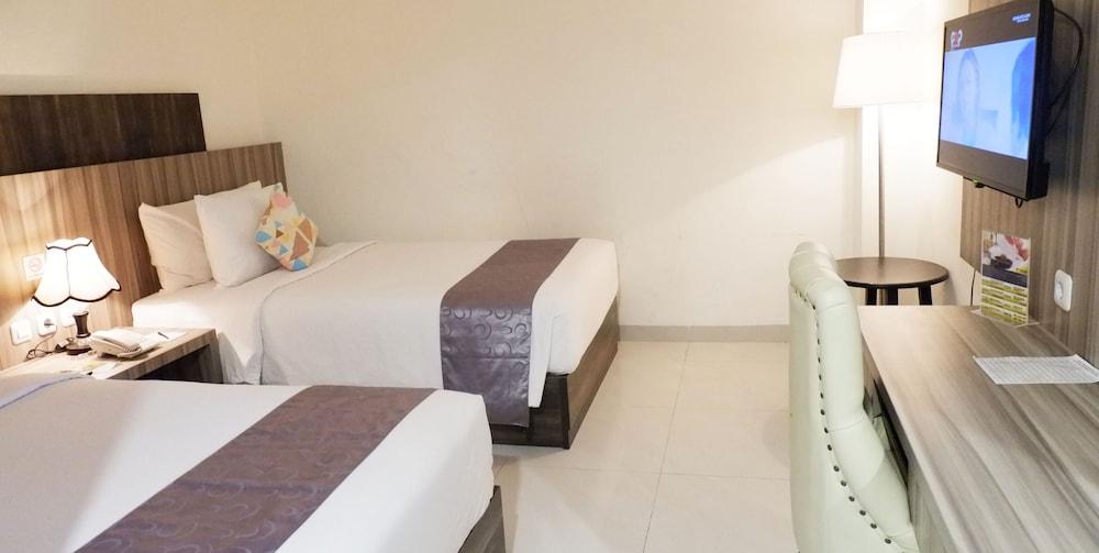 Vega Prime Hotel & Convention Sorong Dış mekan fotoğraf