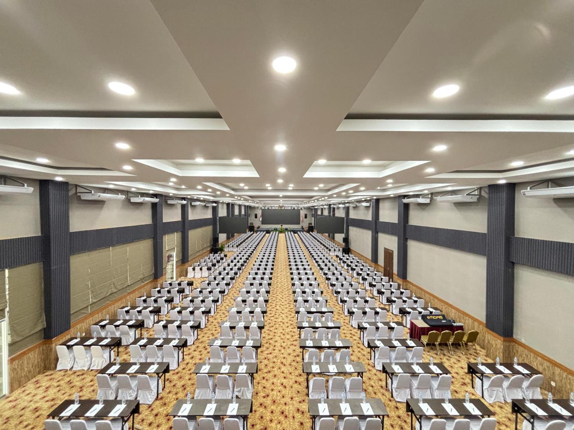 Vega Prime Hotel & Convention Sorong Dış mekan fotoğraf