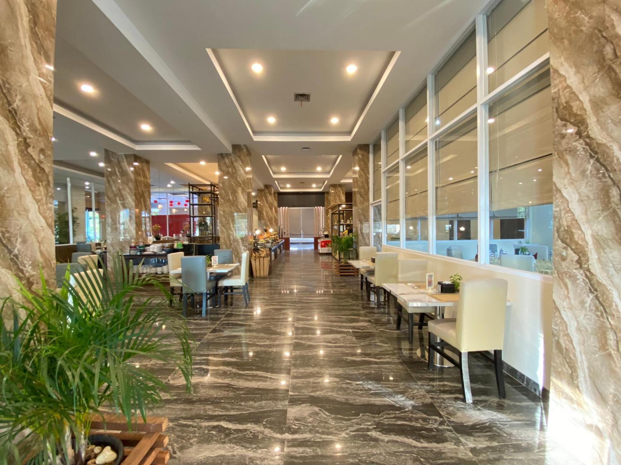Vega Prime Hotel & Convention Sorong Dış mekan fotoğraf