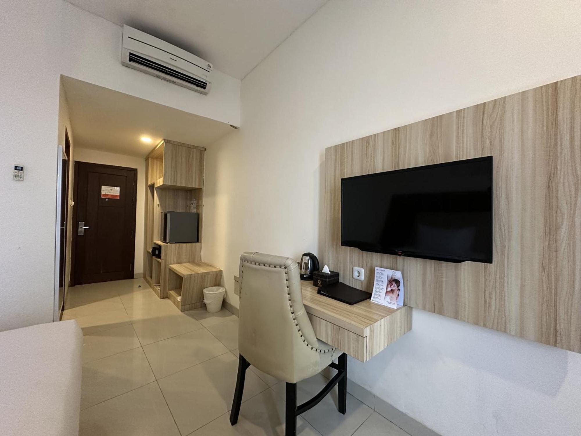 Vega Prime Hotel & Convention Sorong Oda fotoğraf