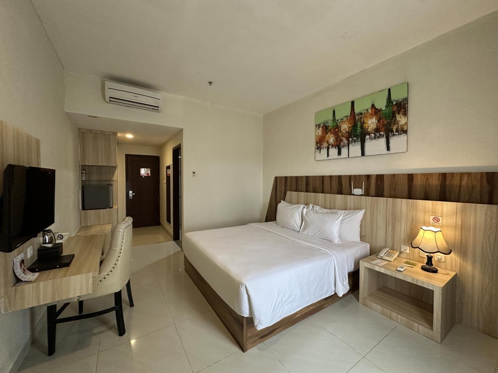 Vega Prime Hotel & Convention Sorong Oda fotoğraf