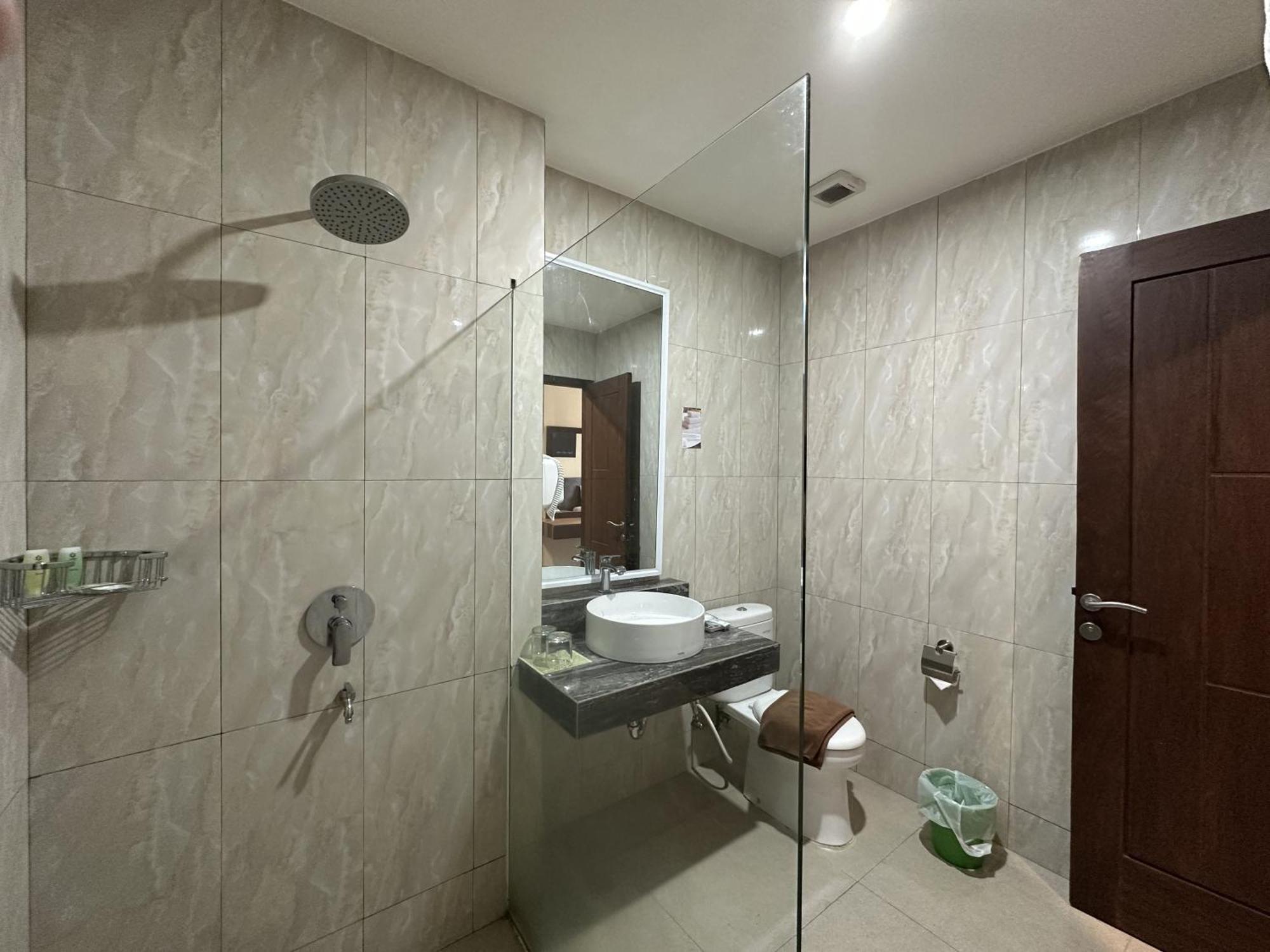 Vega Prime Hotel & Convention Sorong Dış mekan fotoğraf